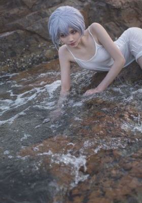 美女网站在线看_BD英语在线播放